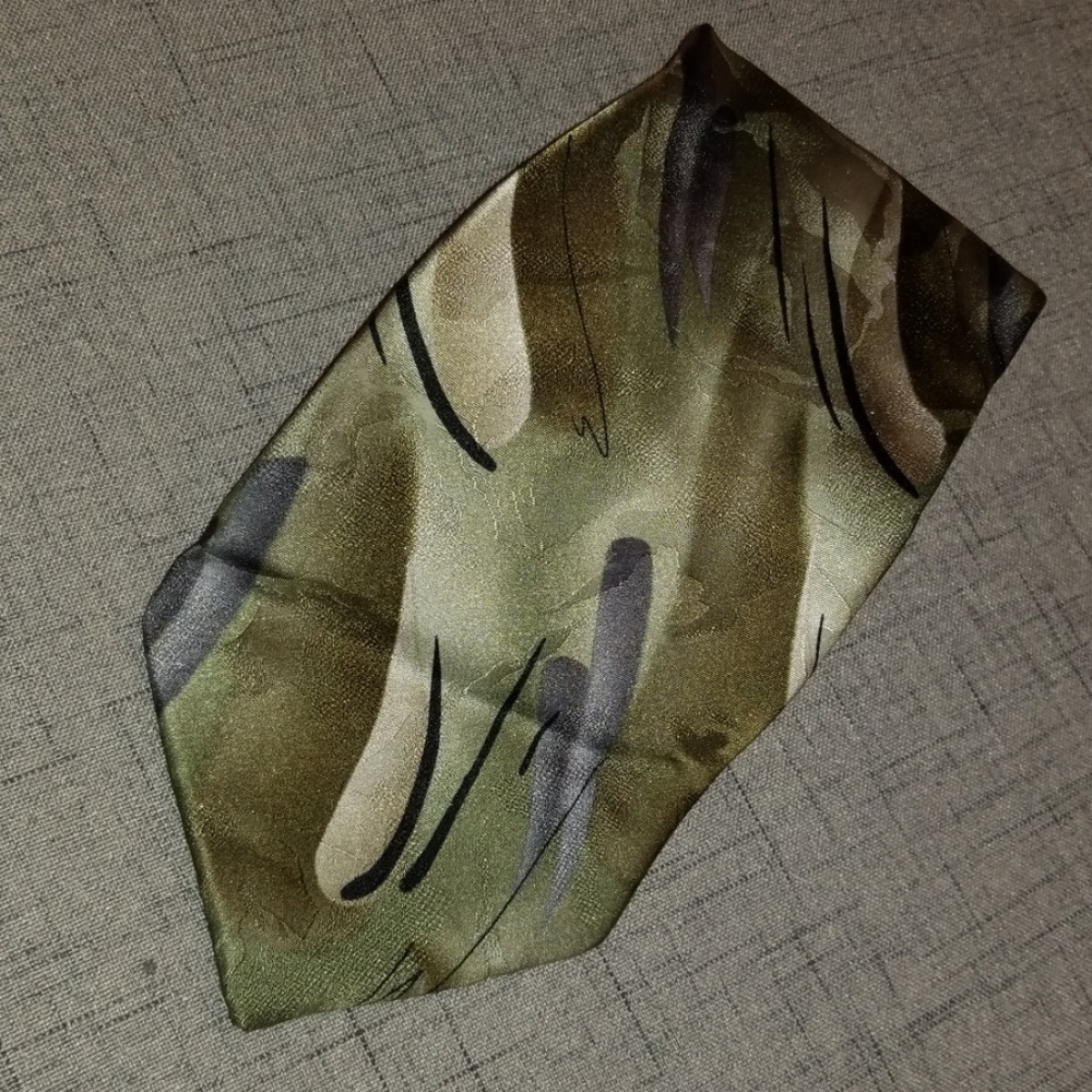 J. Garcia 100% silk tie Landscape with Eye coll 37